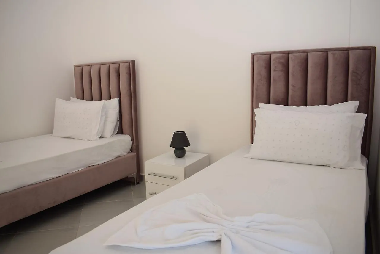 Lura 2 Holiday Apartments Plazhi San Pietro 0*,  Albania